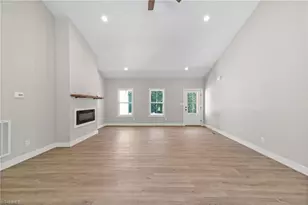 410 Potters Landing, Denton, NC 27239 - Photo 6