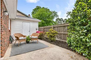 2400 Cottage Pl, Greensboro, NC 27455 - Photo 26