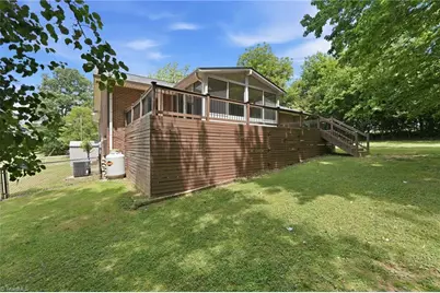 503 E Orange Street, Mebane, NC 27302 - Photo 28
