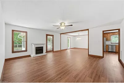 503 E Orange Street, Mebane, NC 27302 - Photo 6