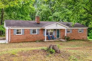 312 Tanbark Ln, Kernersville, NC 27284 - Photo 2