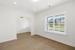 1640 Cross Vlg Ave, Kernersville, NC 27284 - Photo 14
