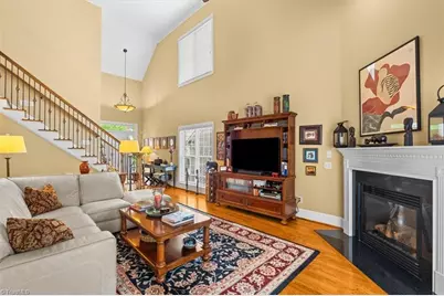 36 Willett Way, Greensboro, NC 27408 - Photo 8