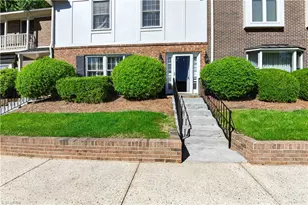 1 Fountain Manor Dr, Greensboro, NC 27405 - Photo 2