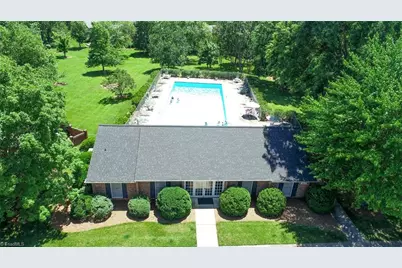 1 Fountain Manor Drive #B, Greensboro, NC 27405 - Photo 24