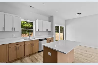 3873 Crusade Drive, Winston-Salem, NC 27101 - Photo 12