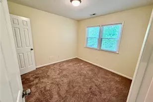 736 Huntington Ct, Burlington, NC 27215 - Photo 22