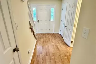 736 Huntington Ct, Burlington, NC 27215 - Photo 4