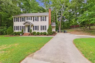 1021 Worth St, Asheboro, NC 27203 - Photo 2