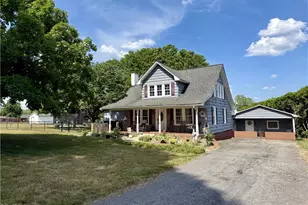 2230 Boone Trail, North Wilkesboro, NC 28659 - Photo 2