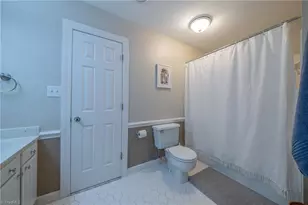 1609 Helmwood Dr, Greensboro, NC 27410 - Photo 42