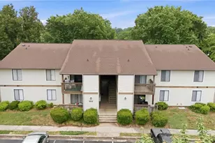 1702 N Hamilton St, High Point, NC 27262 - Photo 2