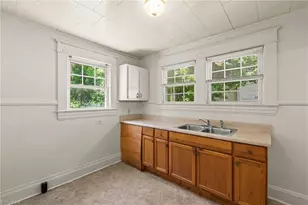 611 W Lexington Ave, High Point, NC 27262 - Photo 14