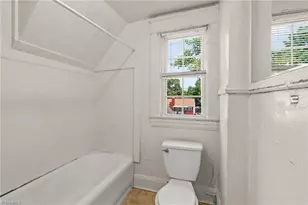 611 W Lexington Ave, High Point, NC 27262 - Photo 26