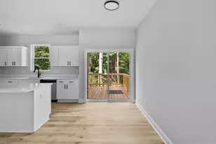 3705 Crusade Dr, Winston-Salem, NC 27101 - Photo 10