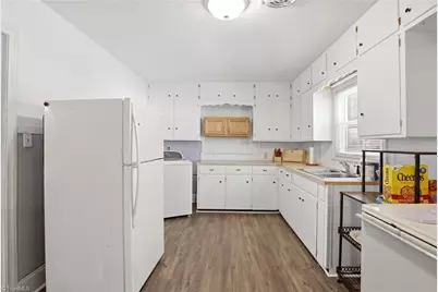 3009 Liberty Road, Greensboro, NC 27406 - Photo 14