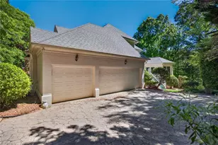 3007 County Clare Rd, Greensboro, NC 27407 - Photo 4
