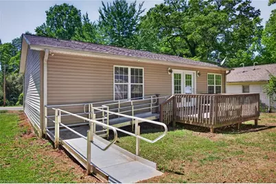 121 Manor Drive, High Point, NC 27260 - Photo 20