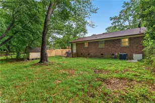828 Holt Ave, Greensboro, NC 27405 - Photo 24