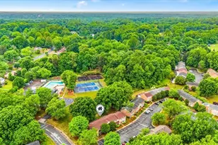 3212 Regents Park Ln, Greensboro, NC 27455 - Photo 28
