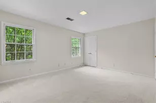 3212 Regents Park Ln, Greensboro, NC 27455 - Photo 20