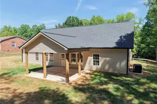 1004 Phineas Dr, Kernersville, NC 27284 - Photo 28