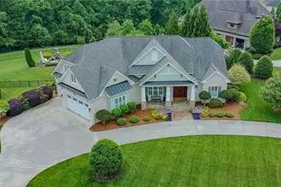 1391 Pheasant Ln, Winston-Salem, NC 27106 - Photo 2