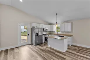 2945 Little Creek Dr, Thomasville, NC 27360 - Photo 10