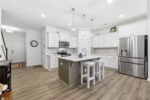 103 Oleo Ln, Greensboro, NC 27455 - Photo 4