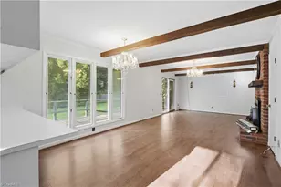 8012 Tam O'Shanter Dr, Greensboro, NC 27409 - Photo 10