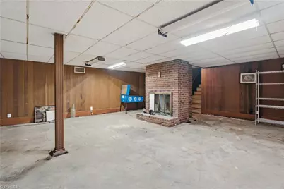 8012 Tam Oshanter Drive, Greensboro, NC 27409 - Photo 28