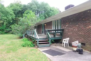 8012 Tam O'Shanter Dr, Greensboro, NC 27409 - Photo 30