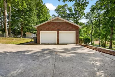 1437 Plantation Circle, Asheboro, NC 27205 - Photo 30