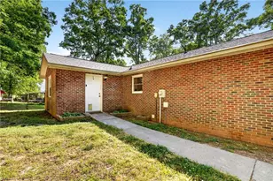 1437 Plantation Cir, Asheboro, NC 27205 - Photo 32