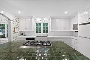 1910 Shirley Dr, Burlington, NC 27215 - Photo 14