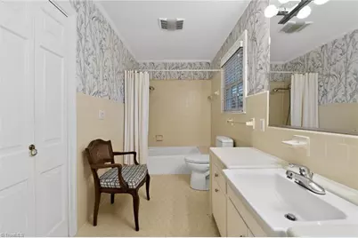 1910 Shirley Drive, Burlington, NC 27215 - Photo 20