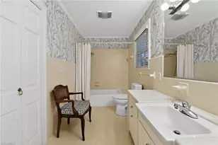 1910 Shirley Dr, Burlington, NC 27215 - Photo 20