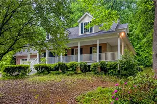 112 Smith Branch Ct, Kernersville, NC 27284 - Photo 2