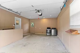 3915 Talcott Ave, Winston-Salem, NC 27106 - Photo 18