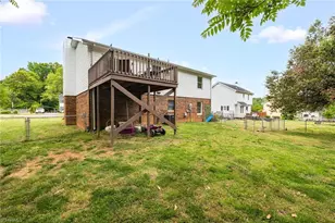 306 Cypress Dr, Reidsville, NC 27320 - Photo 38