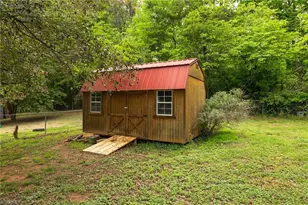 306 Cypress Dr, Reidsville, NC 27320 - Photo 40
