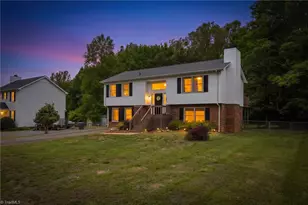 306 Cypress Dr, Reidsville, NC 27320 - Photo 2