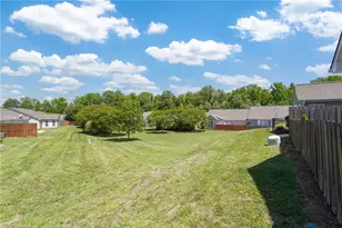1422 Normandy Dr, Burlington, NC 27215 - Photo 32
