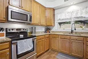 6000 Aaron Pl Ln, Kernersville, NC 27284 - Photo 10
