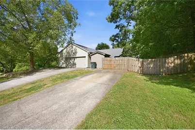 6000 Aaron Place Lane, Kernersville, NC 27284 - Photo 30