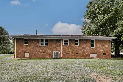 207 E Academy Street, Randleman, NC 27317 - Photo 30