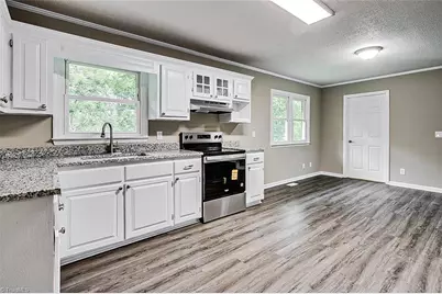 207 E Academy Street, Randleman, NC 27317 - Photo 12