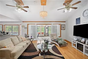 1056 Hasty School Rd, Thomasville, NC 27360 - Photo 8