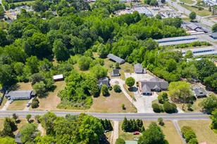 1056 Hasty School Rd, Thomasville, NC 27360 - Photo 2