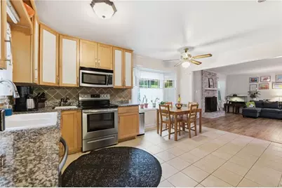 2004 Kello Drive, Greensboro, NC 27455 - Photo 12